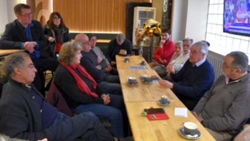 Débat citoyen à Saint-Affrique sur l'aide à mourir avec le député Rousset