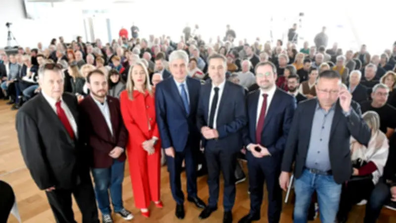 Débat des municipales à Agde : les sept candidats confrontent leurs visions pour la ville