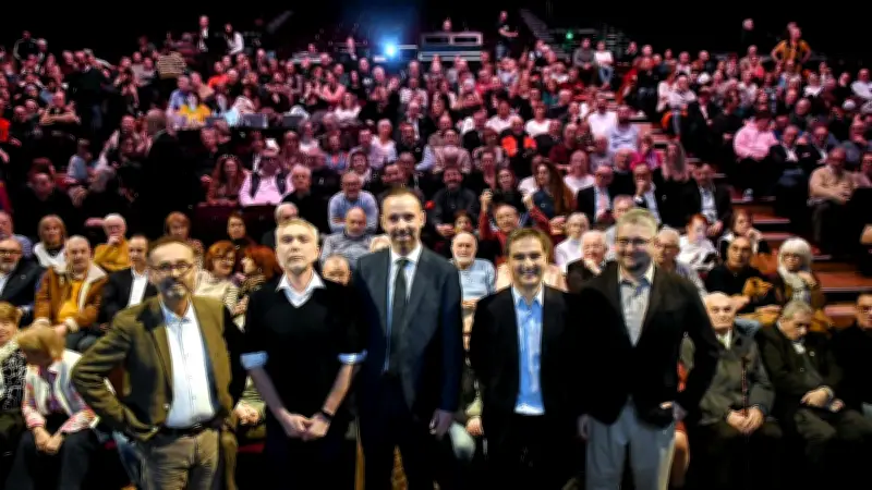 Débat municipal à Béziers : 600 personnes pour des joutes verbales animées