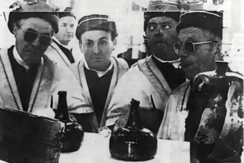 Découverte sous-marine : un vin de Monbazillac de 1747 retrouvé intact après 240 ans