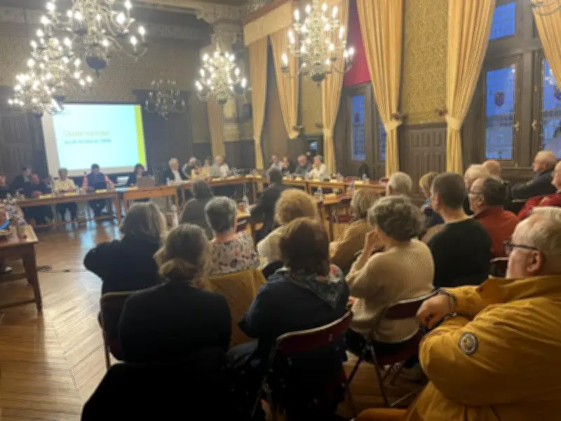 Dernier conseil municipal de Françoise Mesnard : finances assainies et projets culturels