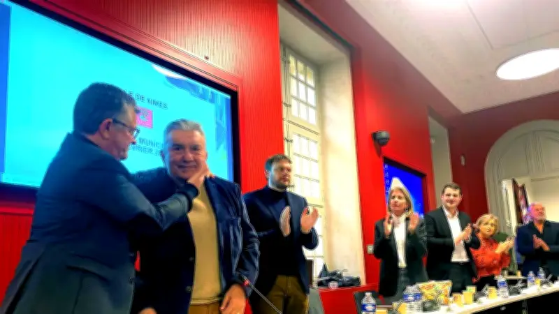Dernier conseil municipal de Jean-Paul Fournier à Nîmes : entre hommage unanime et débat houleux sur le stade