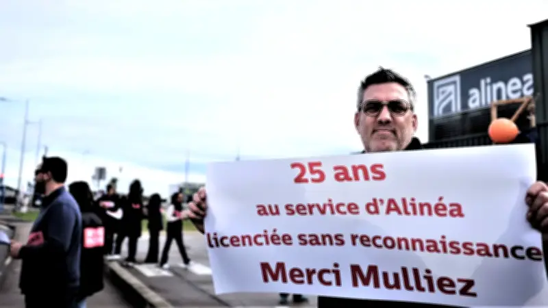 Dernière mobilisation des salariés d'Alinéa à Pérols face à la liquidation imminente