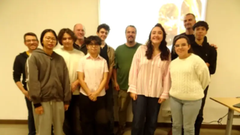 Des collégiens nîmois lancent Goldworm, un lombricompost innovant