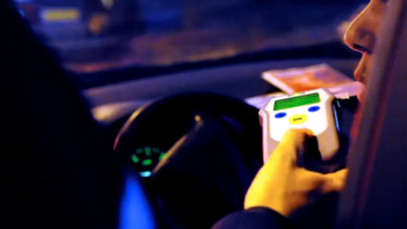 Deux accidents nocturnes près de Montpellier : un ado en scooter et une conductrice ivre