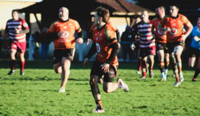 Défaite lourde pour Pays Médoc Rugby face à La Pimpine, un coup d'arrêt dans la course au top 4