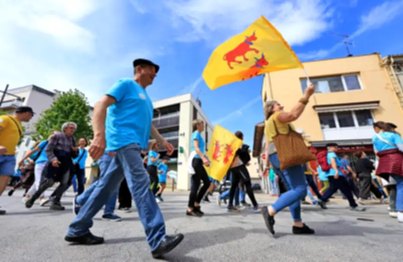 Défenseurs de la culture occitane : parcours détaillé dans le département