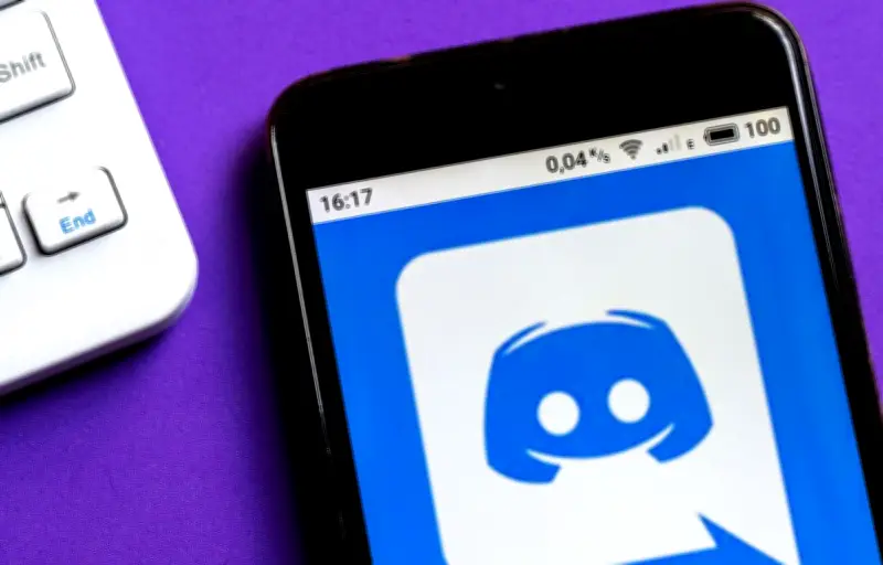 Discord durcit sa politique d'âge pour protéger les mineurs en ligne