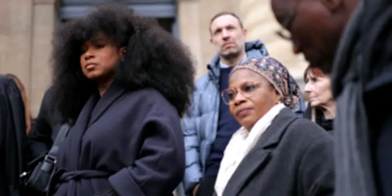 Dix ans après la mort d'Adama Traoré, la Cour de cassation confirme le non-lieu pour les gendarmes