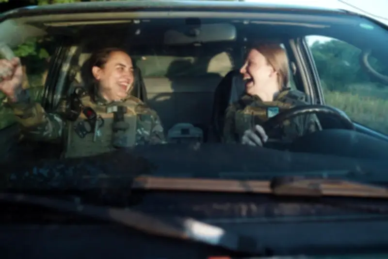 Documentaire « Cuba & Alaska » : le quotidien héroïque de deux sauveteuses ukrainiennes