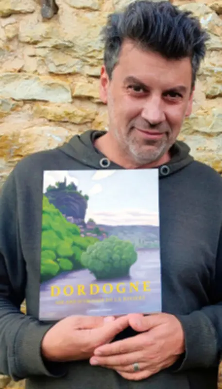 Domme célèbre la Dordogne avec une soirée culturelle et la présentation d'un livre d'images