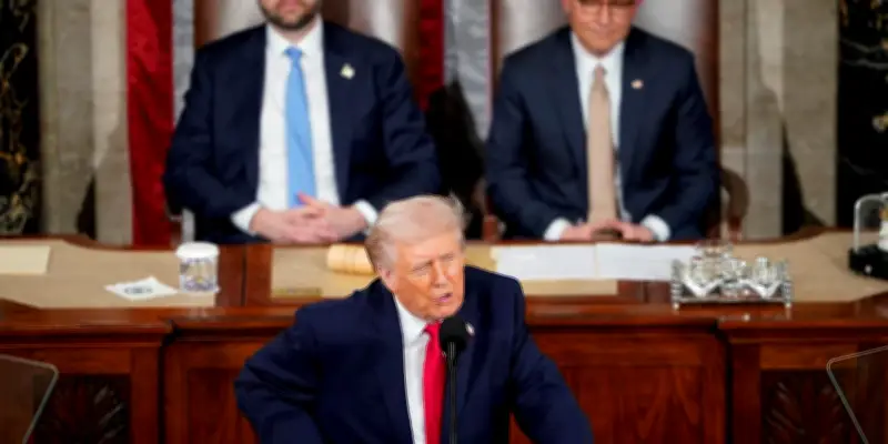 Donald Trump face au scepticisme économique malgré son discours triomphaliste