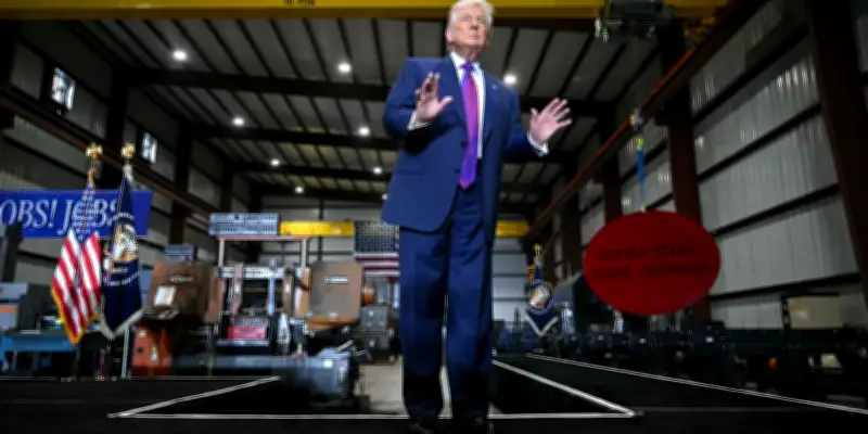 Donald Trump fustige la Cour suprême après l'annulation de ses droits de douane