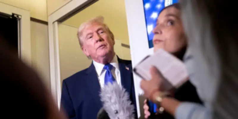 Donald Trump presse l'Ukraine de négocier rapidement avant les pourparlers de Genève