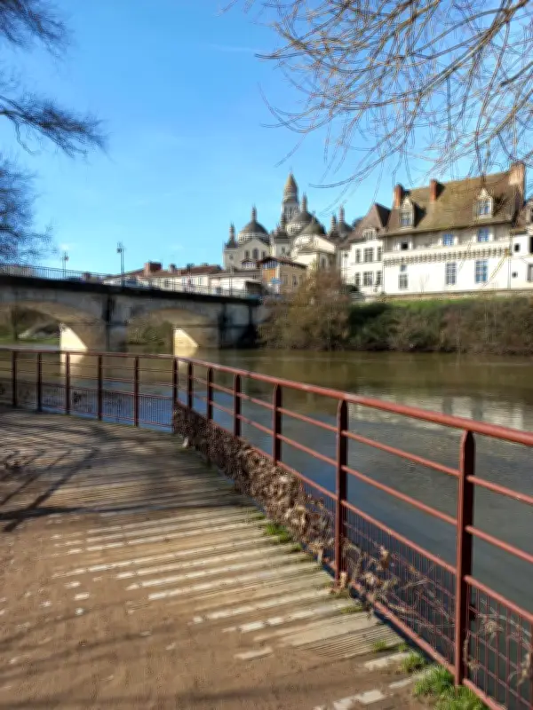 Dordogne : les rivières repassent au vert après la décrue, vigilance jaune maintenue
