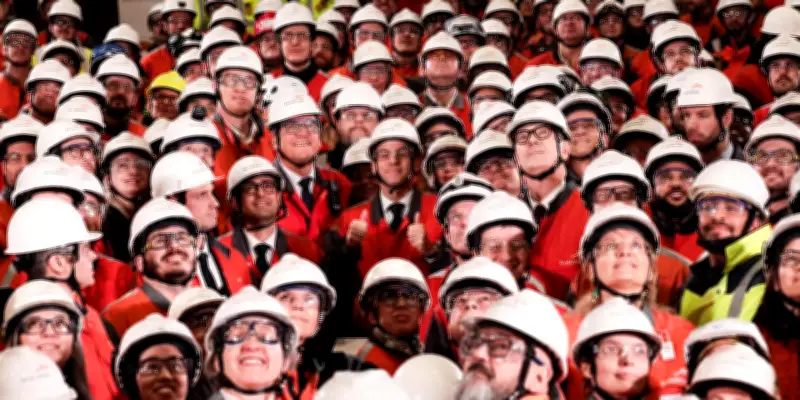 À Dunkerque, Macron défend une industrie française décarbonée et innovante