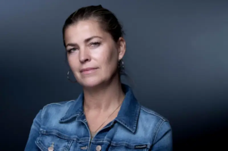 Ebba Karlsson, mannequin victime du rabatteur présumé d'Epstein, témoigne