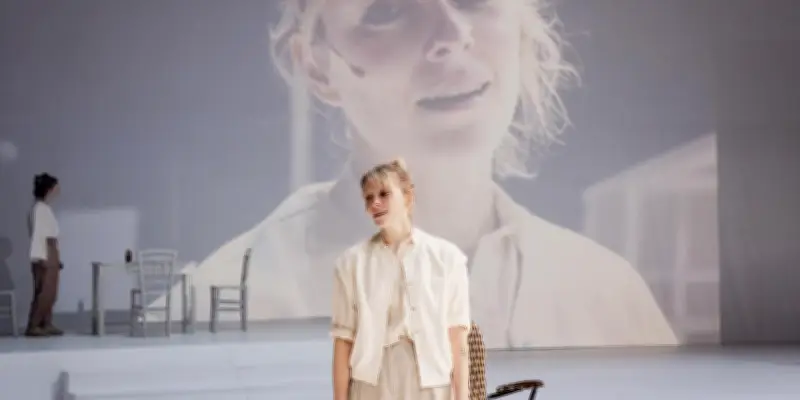 Eddy D’aranjo : un Œdipe roi christique et sacrificiel à l'Odéon