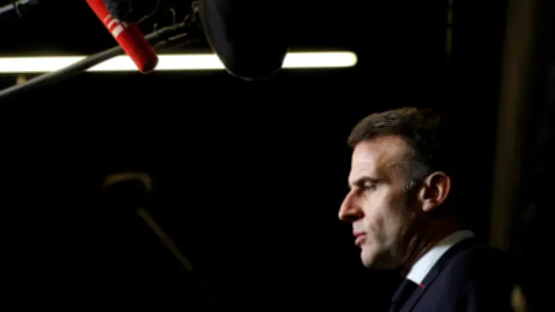 Emmanuel Macron prononce un discours stratégique sur la dissuasion nucléaire à Brest