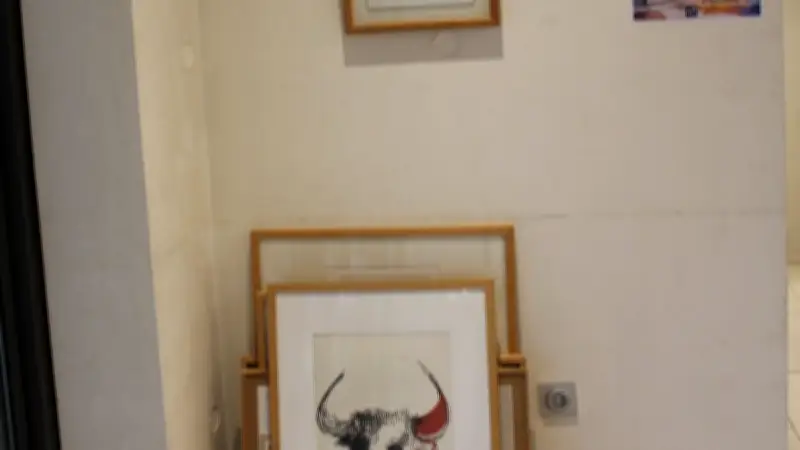 Emprunter des œuvres d'art comme des livres à la médiathèque d'Aigues-Mortes