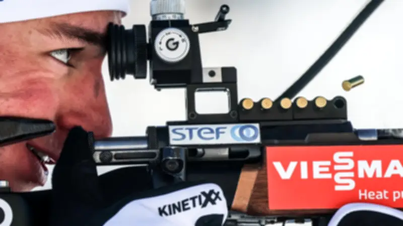 Eric Perrot, médaillé d'argent en biathlon aux JO 2026 : origines norvégiennes et parcours unique