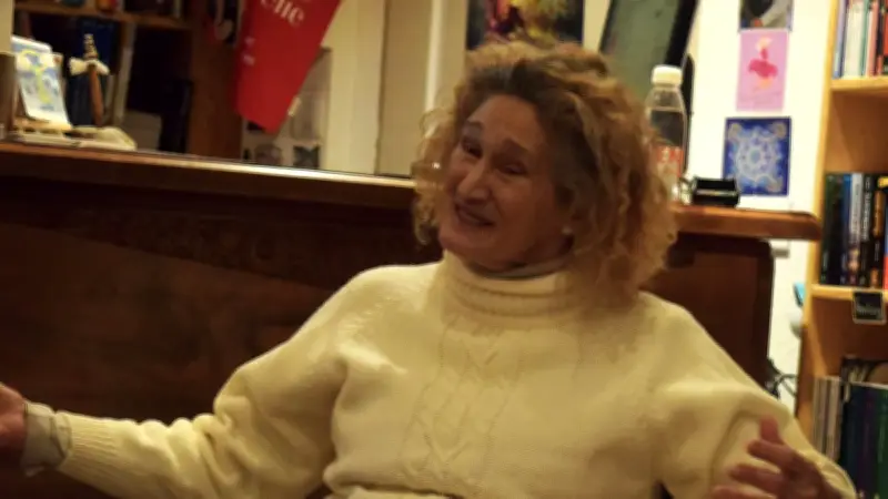 Fabienne Bichet, de 'mauvaise fille' à auteure : un témoignage littéraire poignant