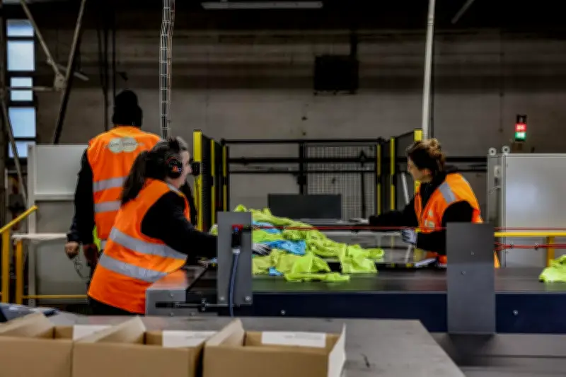 Face à la crise du textile, une innovation française recycle l'ultra-fast fashion