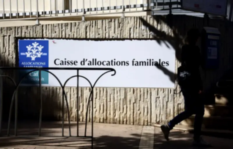 Fausse loi CAF virale sur TikTok : la Cnaf dément formellement