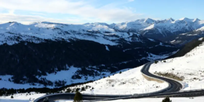 Fermeture prolongée de la RN20 entre France et Andorre après un éboulement exceptionnel