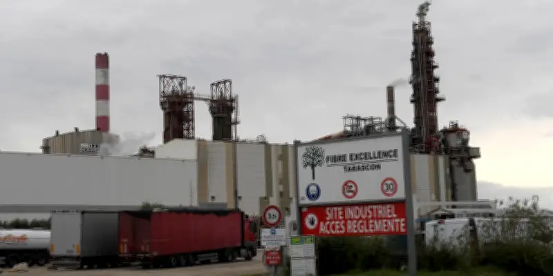 Fibre Excellence menace de fermer deux usines, 600 emplois en péril