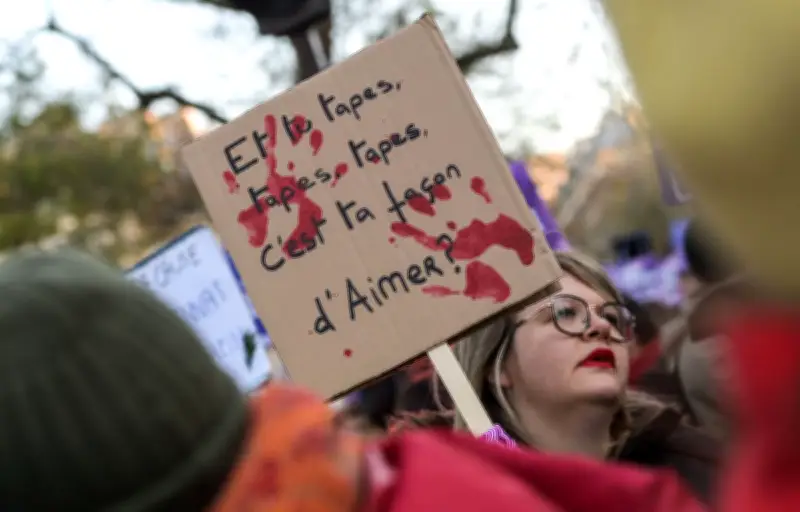 Féminicide à Esbly : une femme éventrée et brûlée par son ex-compagnon