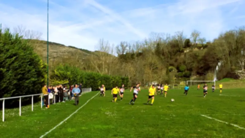 Football amateur : l'ASR s'incline logiquement face au leader de la poule