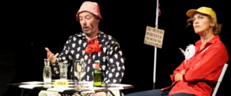 « Fous de fêtes votives » : l’hommage théâtral à Antoine Martin au Télémac de Nîmes