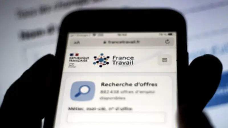 France Travail pourra surveiller les téléphones pour lutter contre la fraude au chômage