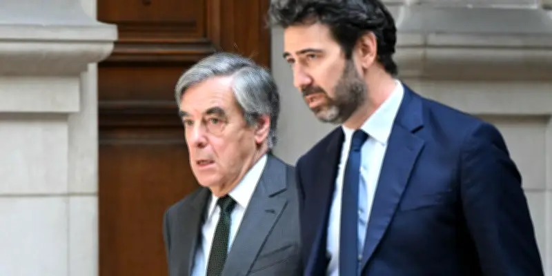 François Fillon renonce à son pourvoi, sa condamnation pour emplois fictifs devient définitive