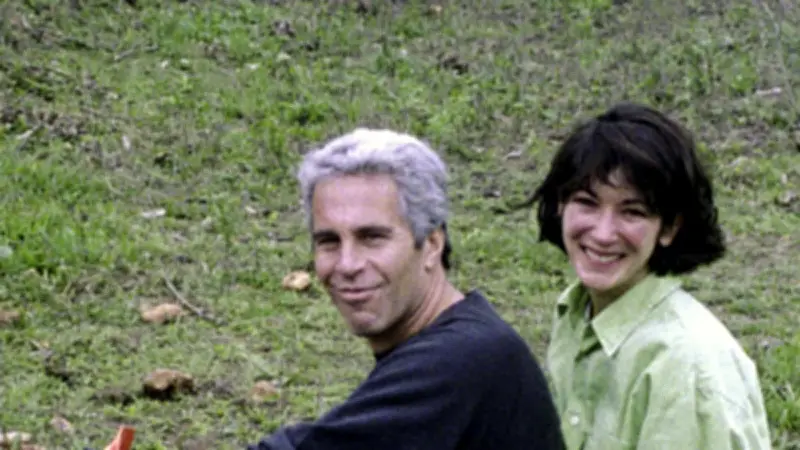 Ghislaine Maxwell accusée d'une hygiène déplorable par une ex-codétenue