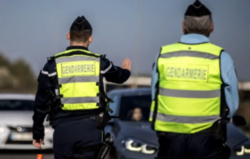 Gironde : un gendarme renversé par un scooter lors d'un contrôle, le suspect se rend