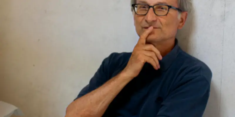 Guido Guidi au BAL : l'art de la marge et du détail en photographie