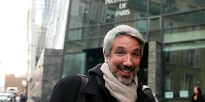 Guillaume Meurice contre Radio France : le prud'hommes renvoie l'affaire à un juge départiteur