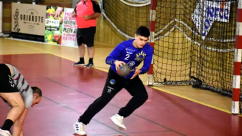 Handball Aveyron : Victoire laborieuse des garçons, défaite serrée des filles du SAHB