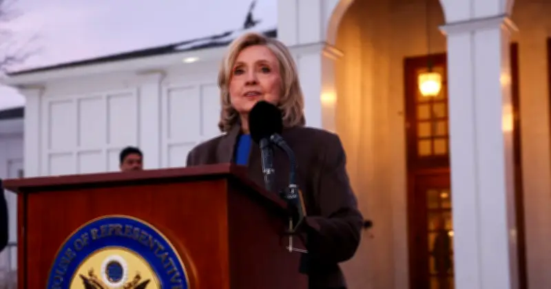 Hillary Clinton témoigne sur ses liens avec Epstein devant le Congrès américain