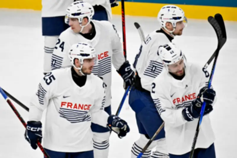 Hockey sur glace olympique : les Bleus gardent espoir malgré un tour préliminaire difficile
