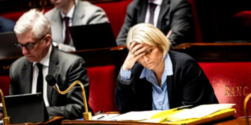 Hôpitaux en crise : l'État pointé du doigt pour un sous-financement massif