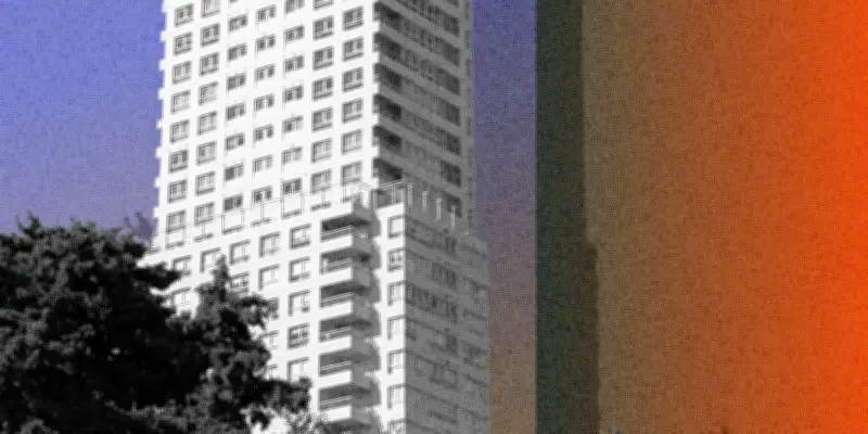 Immobilier francilien : les moins-values s'installent à court terme, la patience récompensée à long terme