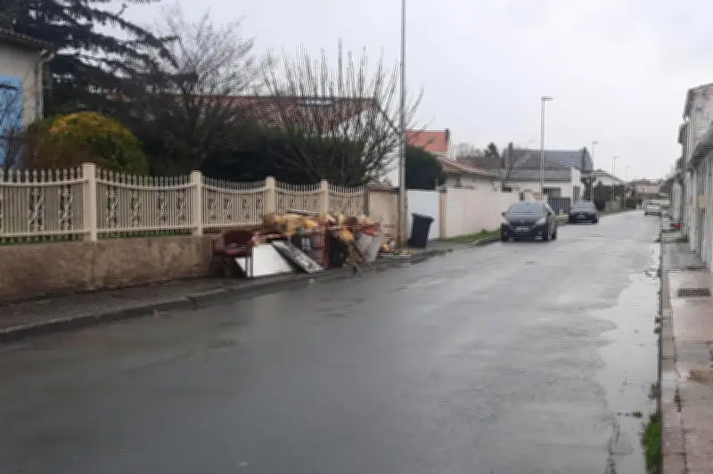 Incendie à Saujon : deux appartements ravagés rue de Solférino, les occupants sains et saufs