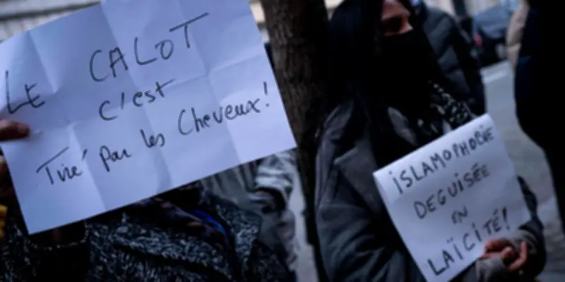 Infirmière suspendue pour son calot : le tribunal administratif valide la sanction