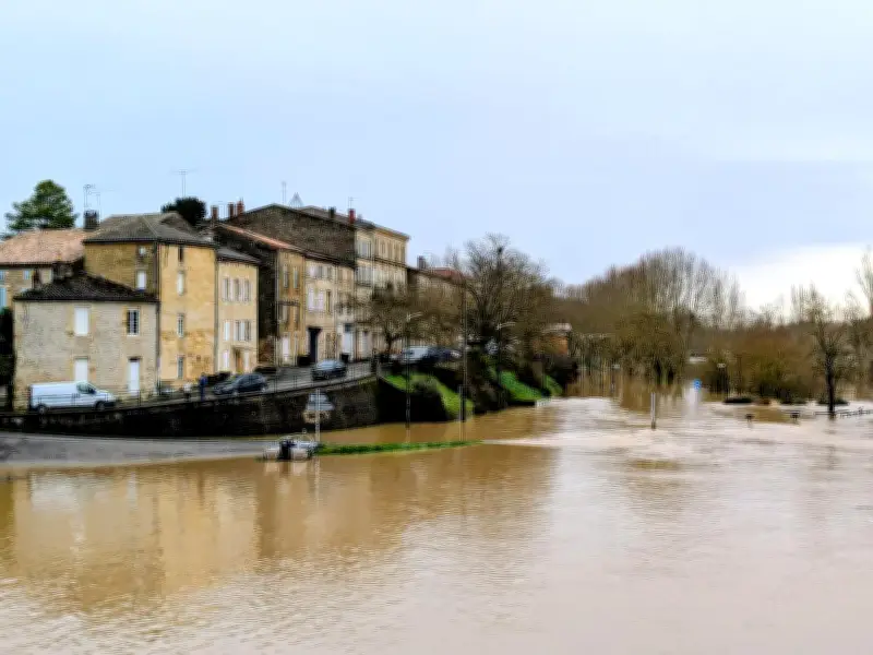 Inondations en Lot-et-Garonne : la Garonne en crue, évacuations urgentes avant la nuit