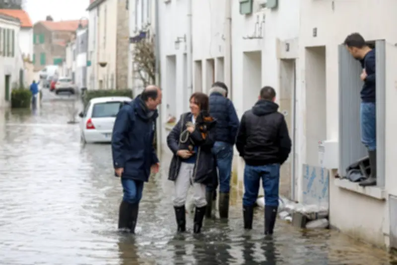 Inondations à Marsilly, Nieul-sur-Mer et Saint-Xandre : les rues et champs submergés
