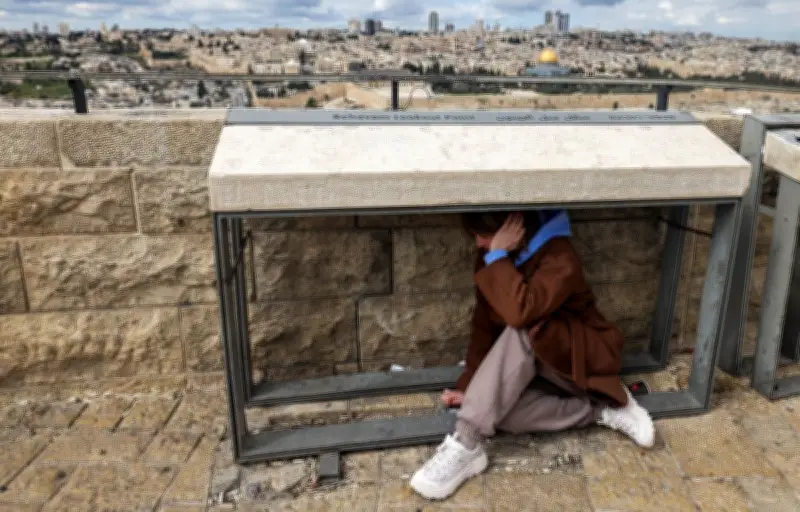 Israël et les États-Unis attaquent l'Iran : explosions à Jérusalem après des alertes antiaériennes