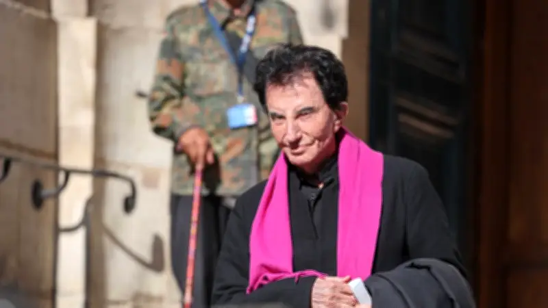 Jack Lang rompt le silence face aux accusations de radinerie dans l'affaire Epstein